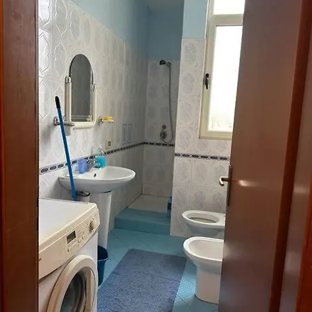 아파트 Era's Beach Apartment! 골렘